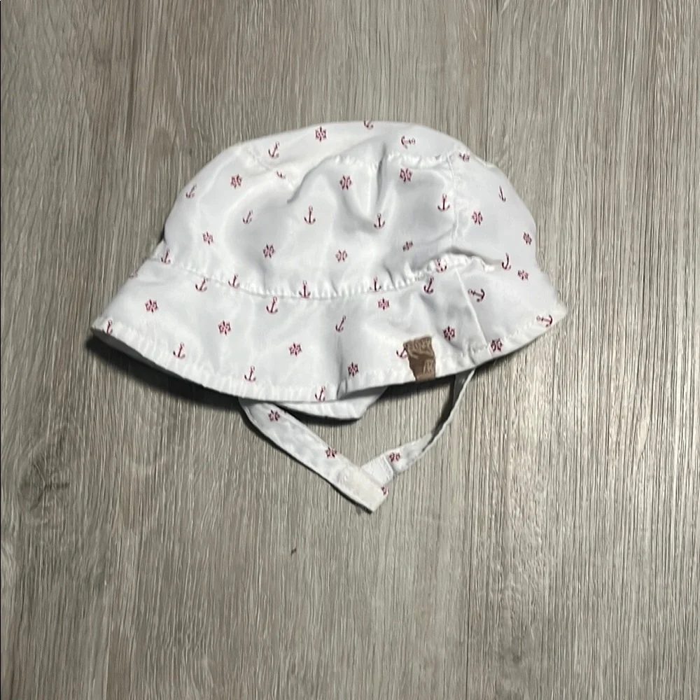 White and Red Patterned Kids Sun Hat - Picture 1 of 2